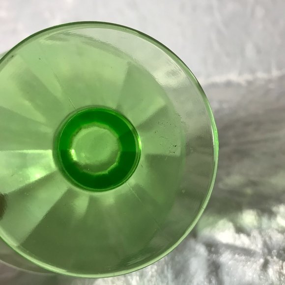 Vaseline Uranium Federal Glass teardrop Swirl Dessert Cup #66 - Picture 9 of 9